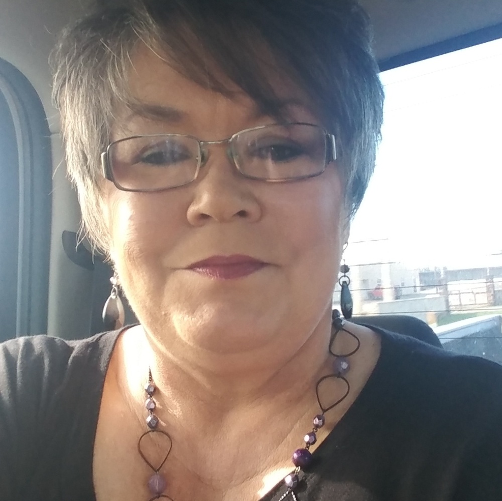 Meet your Posher, Kim